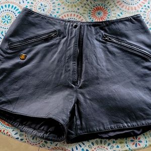 Black leather Harley Davidson shorts